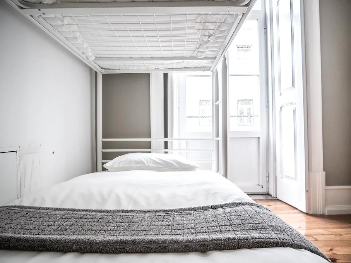 No Limit Hostel Lisbon Portugal